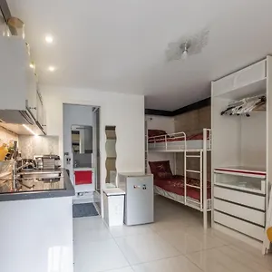 Studio A Et Désinfection Rigoureux Du Logis Parigi